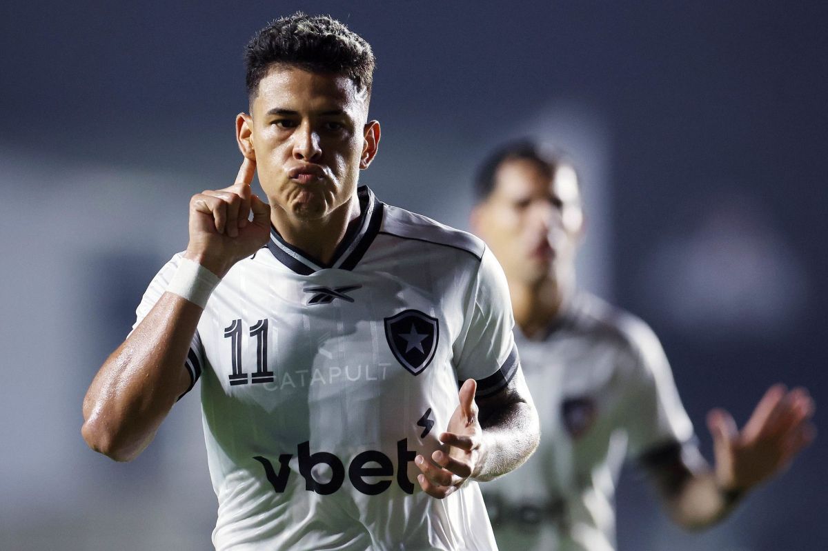Botafogo encaminha venda de Matheus Martins; confira valores