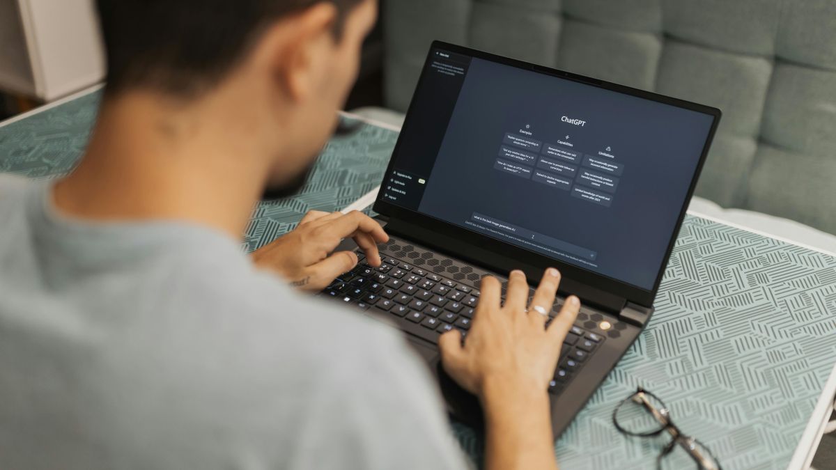Chatbots concordam demais com você, e pesquisadores da USP explicam o risco