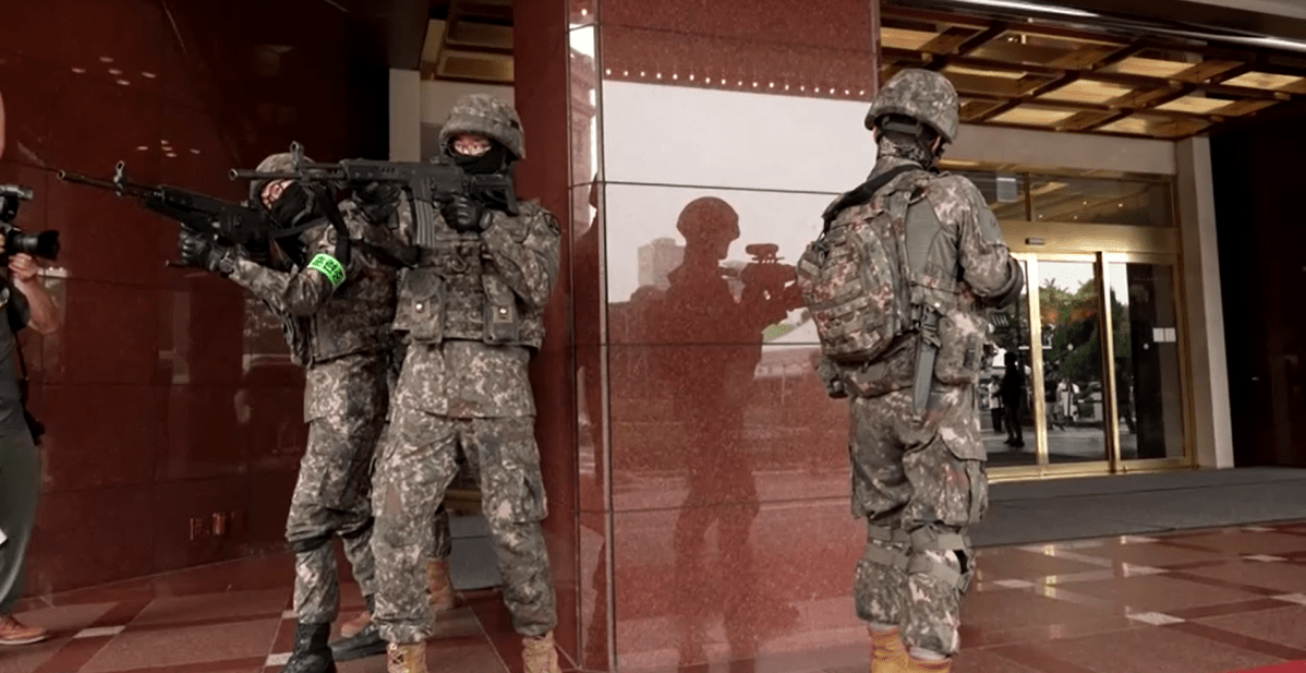 Coreia do Sul realiza exercícios militares após redução anunciada por Trump