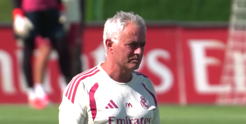 De volta ao Real Madrid, Mourinho adota rigor e impõe regras ao elenco