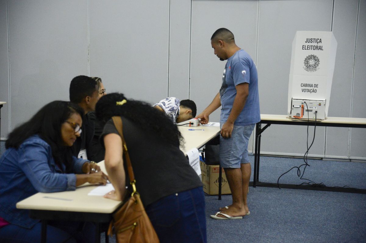 Eleições 2026: TRE-RJ muda 268 locais de votação no estado