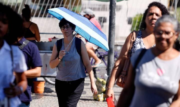 Em 2027, salário mínimo pode atingir R$ 1.741