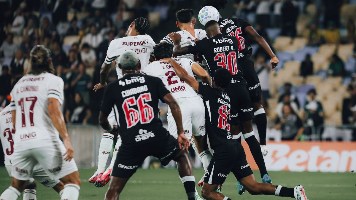 Em jogo morno, Vasco e Fluminense empatam na ida da Copa do Brasil