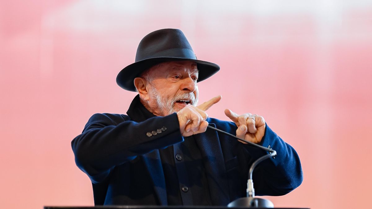 Especialista: Governo Lula lida razoavelmente bem com tensão diplomática