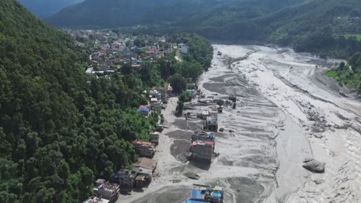 Governo presta solidariedade e diz que embaixada monitora desastre no Nepal