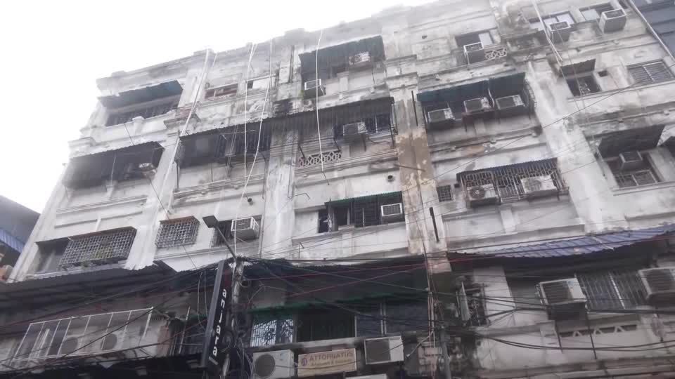 Incêndio em hotel deixa ao menos nove mortos em Calcutá, na Índia
