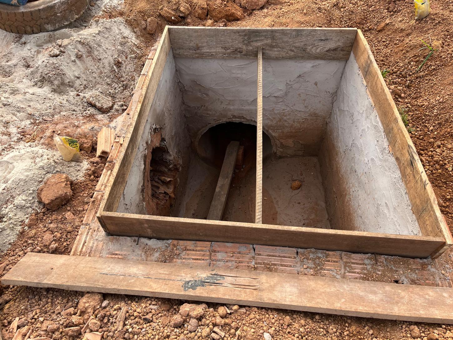 Márcio Pacele acompanha obra de drenagem em Vista Alegre do Abunã