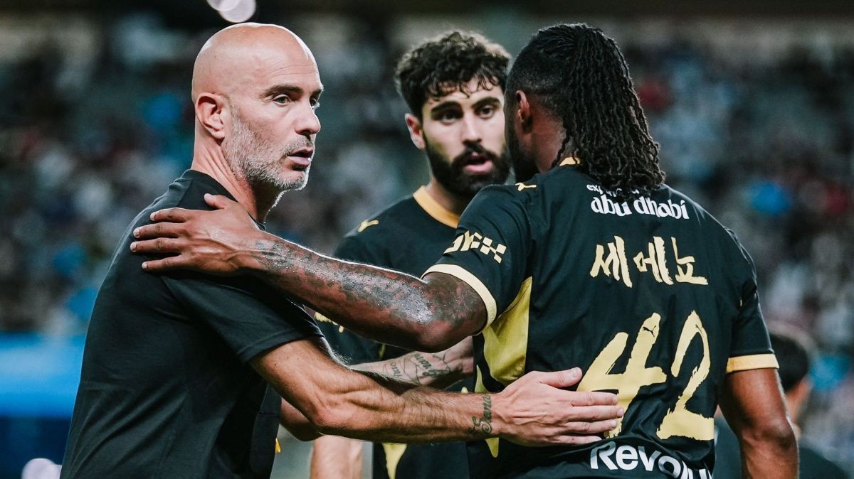 Maresca celebra vitória do City e vê evolução antes da temporada