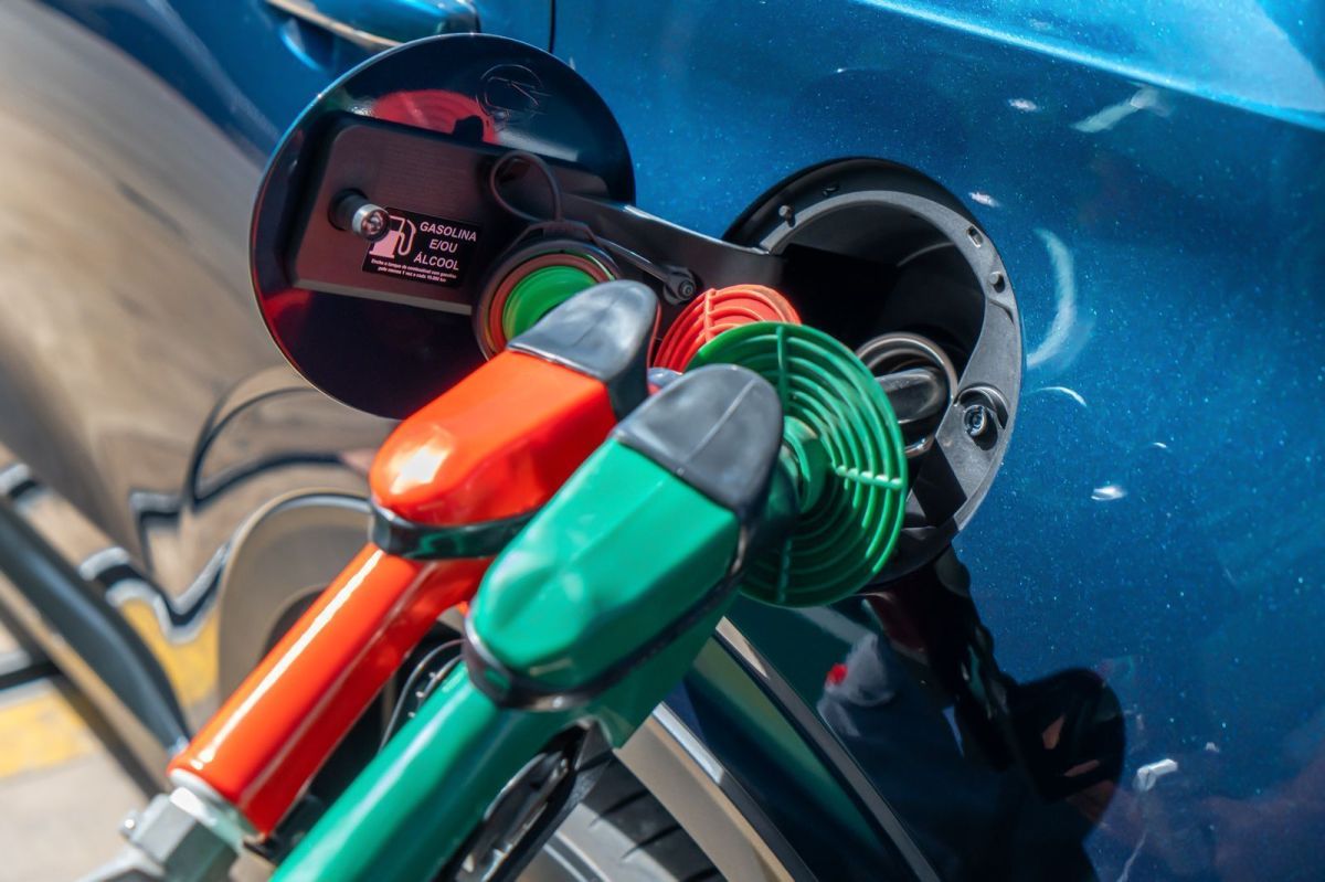 Mistura de etanol à gasolina gera demanda de1 bilhão de litros