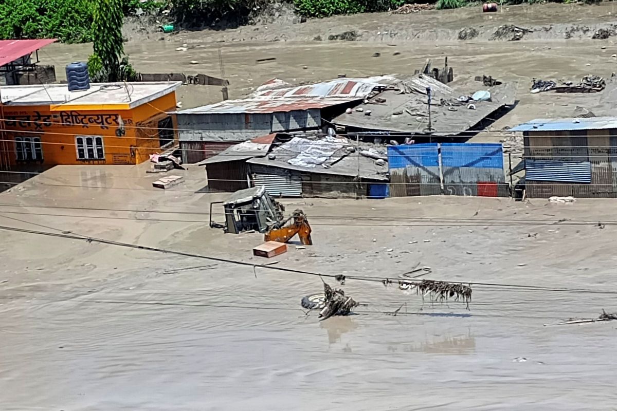 Previsão indica mais chuva para região de enchentes no Nepal