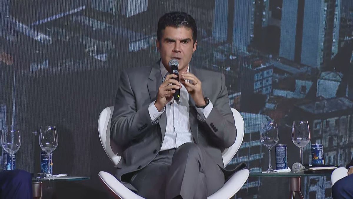 Real Time: Helder Barbalho lidera corrida ao Senado no PA