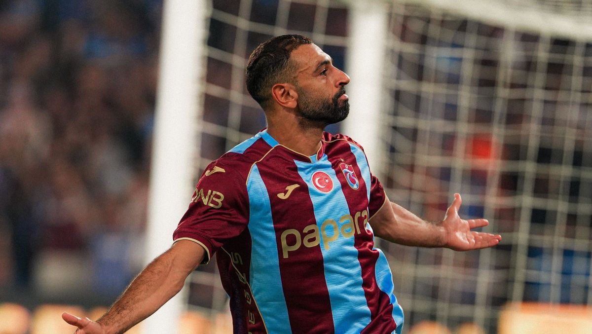 Salah marca dois, tem gols anulados e decide vitória do Trabzonspor