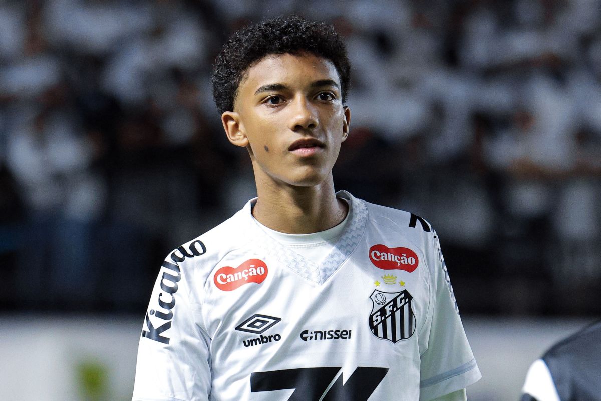 Santos encaminha empréstimo de Robinho Jr. a clube da Itália