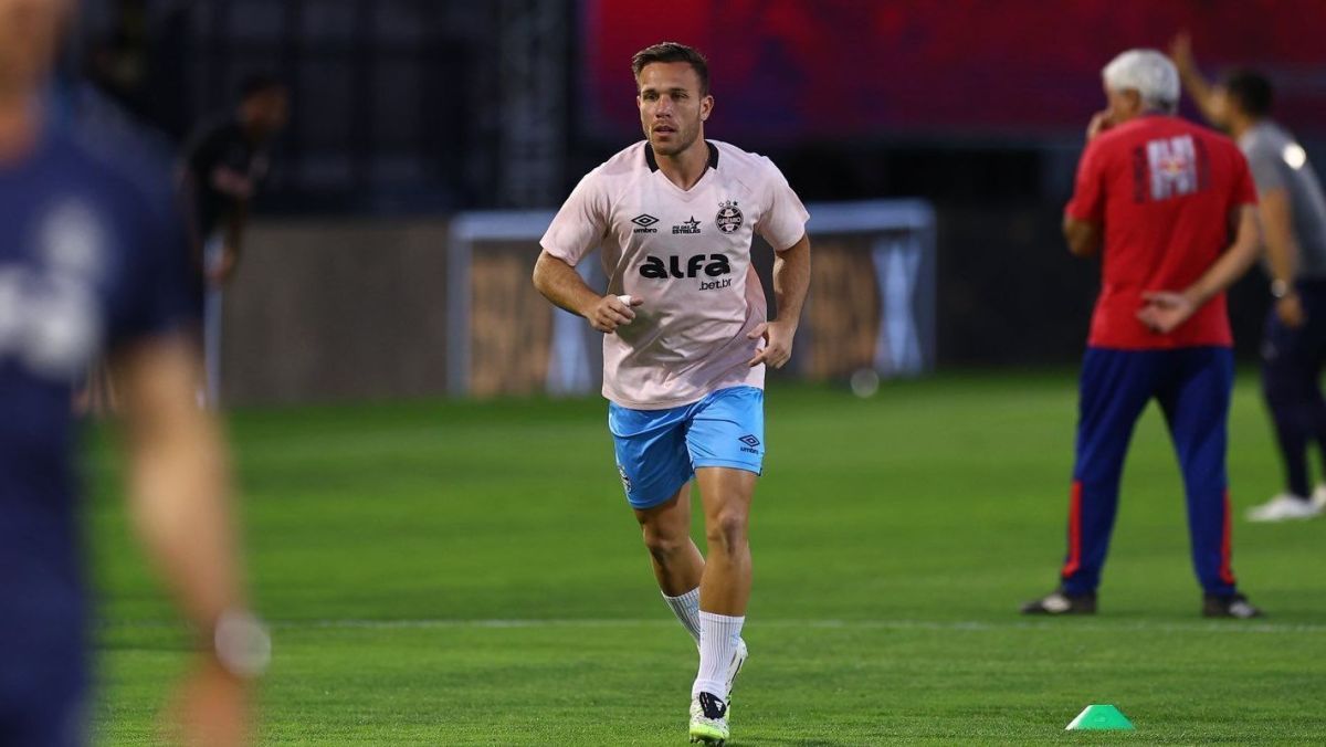 Santos paga transfer ban e abre caminho para anunciar Arthur