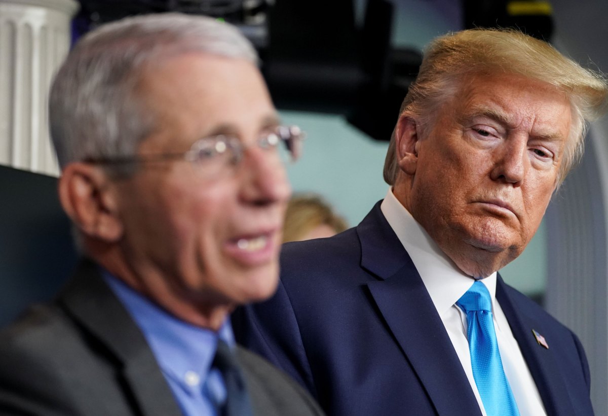 Trump diz que Fauci pode ter cometido crimes e defende possível processo