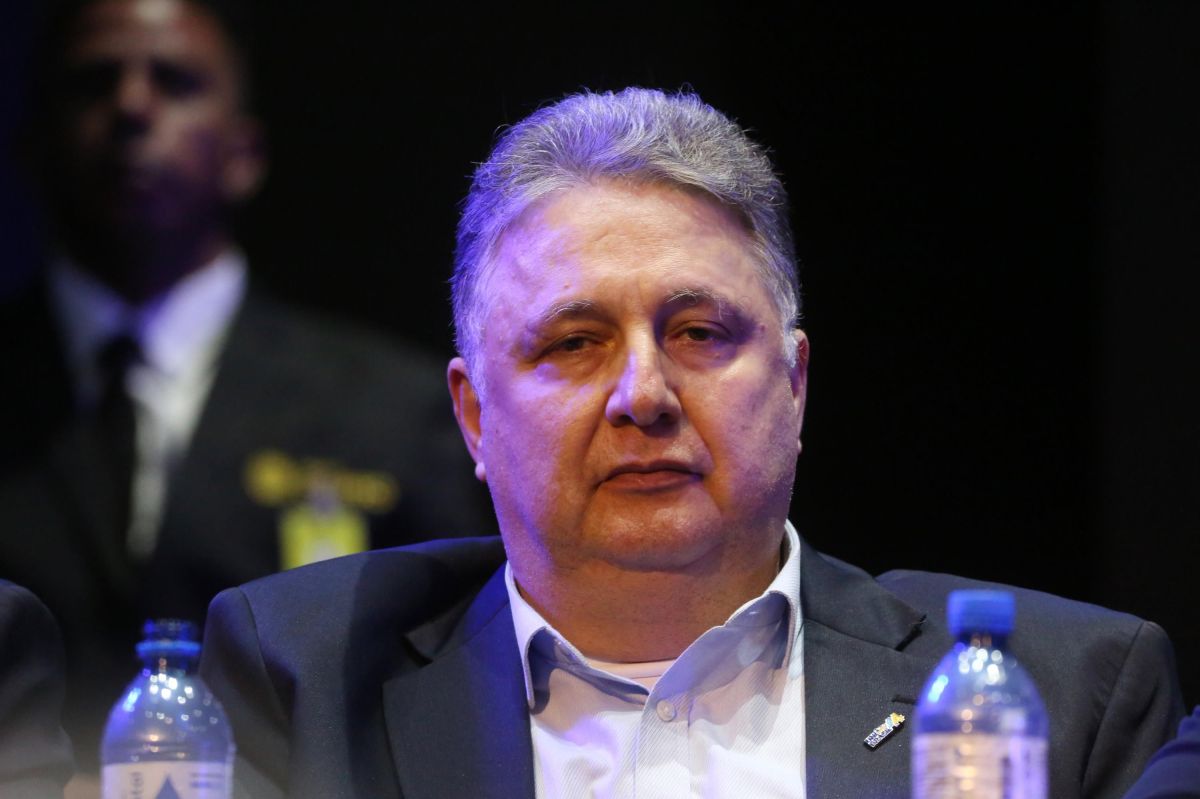 TSE cassa decisão do TRE e libera fundo e propaganda eleitorais a Garotinho