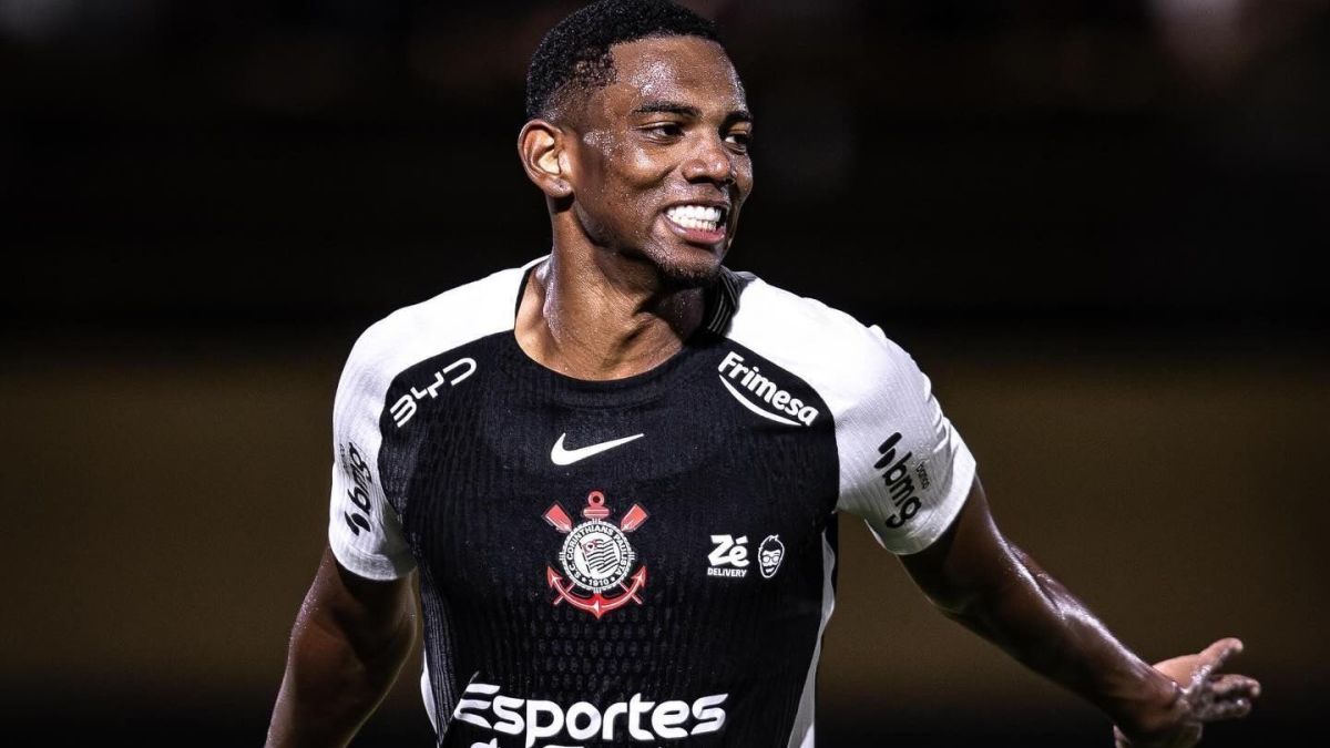 À CNN, diretor do Corinthians aponta venda de André em janeiro