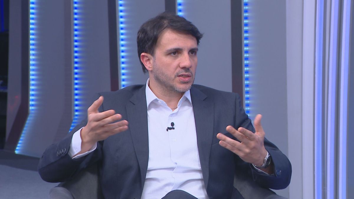 À CNN, Renan pede fim de cotas raciais: “Injustas” e atendem “classe média”