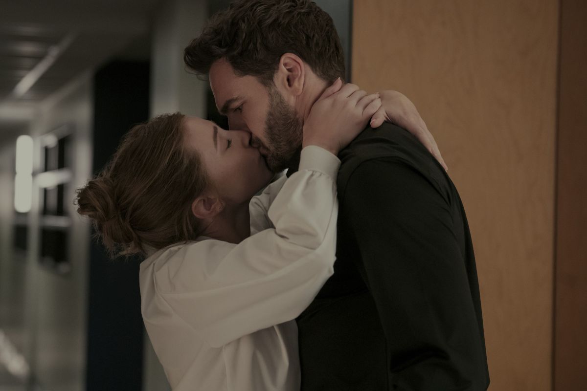 “A Hipótese do Amor”: saiba o que esperar da adaptação