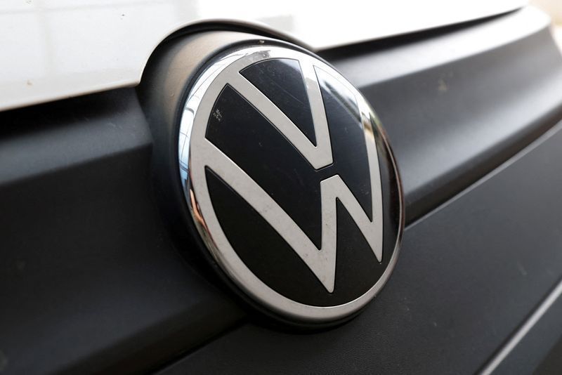 Ações da Volkswagen sobem após acordo supresa de reestruturação
