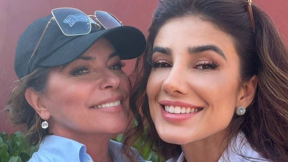 Amigas de longa data, Paula Fernandes reencontra Shania Twain: “Referência”