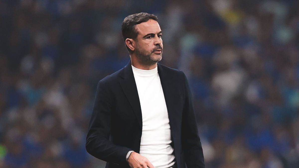 Artur Jorge dedica triunfo à torcida e projeta parada para a Data Fifa