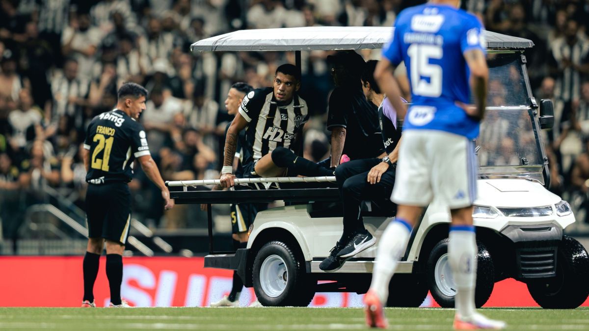 Atlético-MG x Cruzeiro: Ruan vê filme repetir e é substituído no 1º tempo