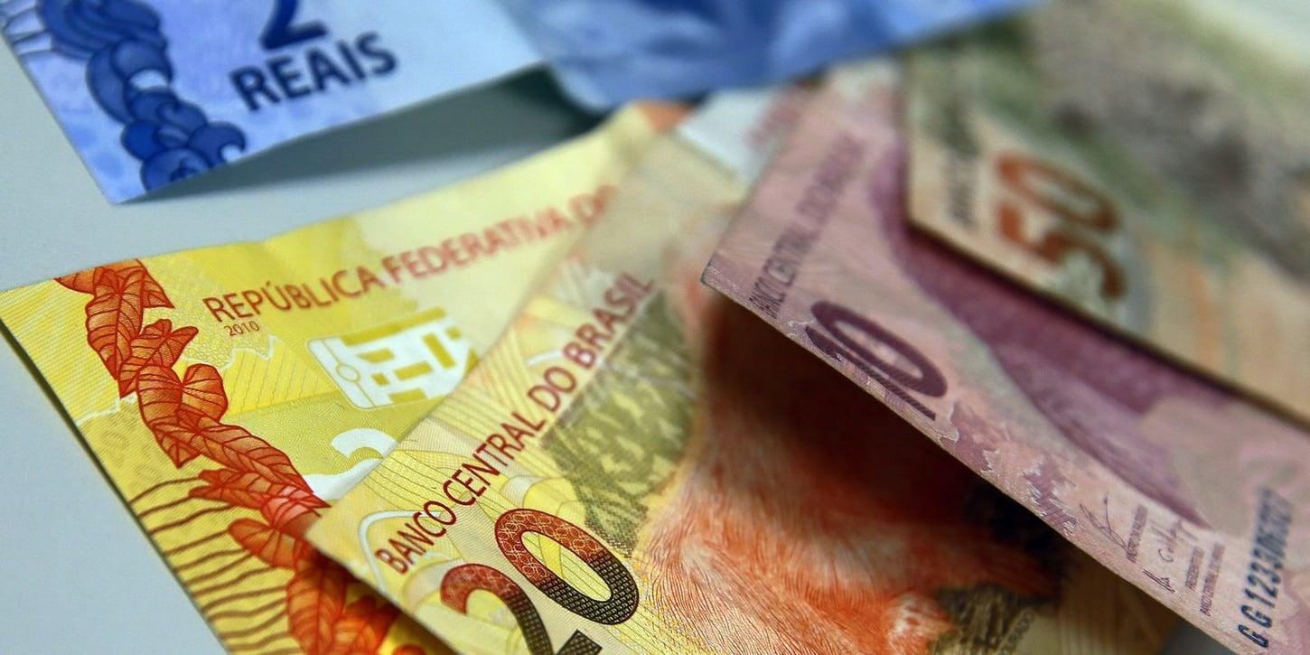 Aumento nos Juros das Famílias em Agosto e Inadimplência Eleva-se a 6%