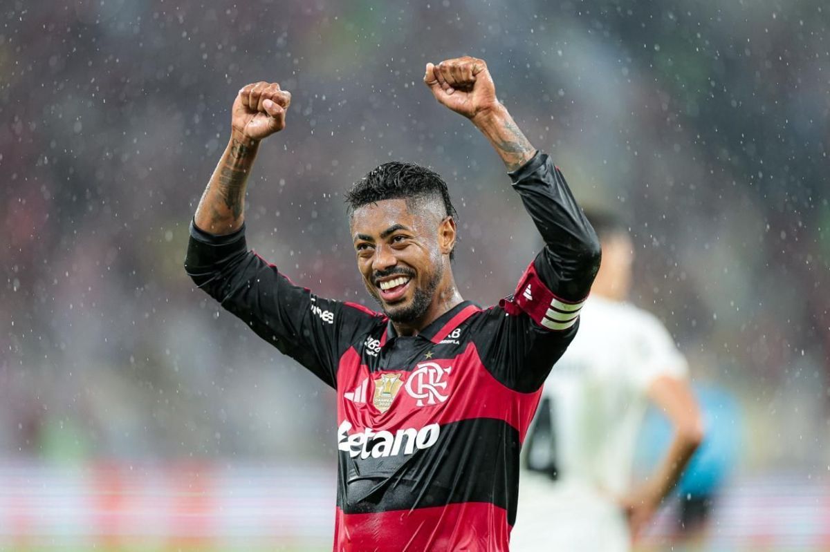 Bruno Henrique elogia jovem do Flamengo: “Tem muita qualidade”