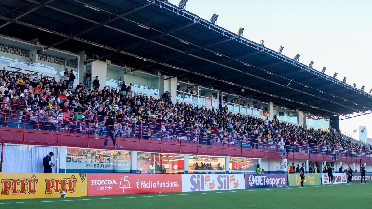 Brusque x Ferroviária: horário e onde assistir ao jogo da Série C