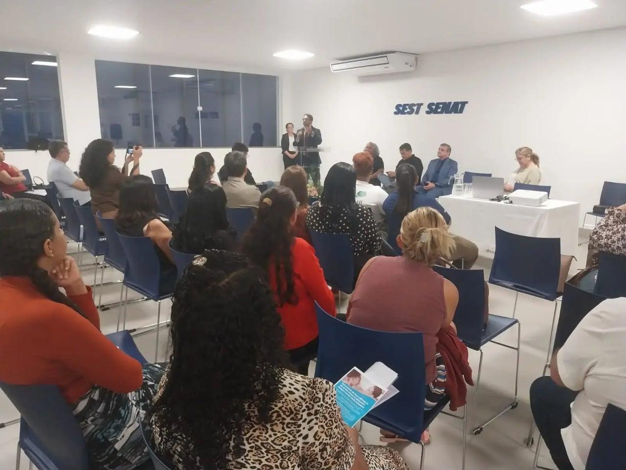 Capacitação para Famílias Voluntárias do Serviço Família Acolhedora é Iniciada pela Prefeitura