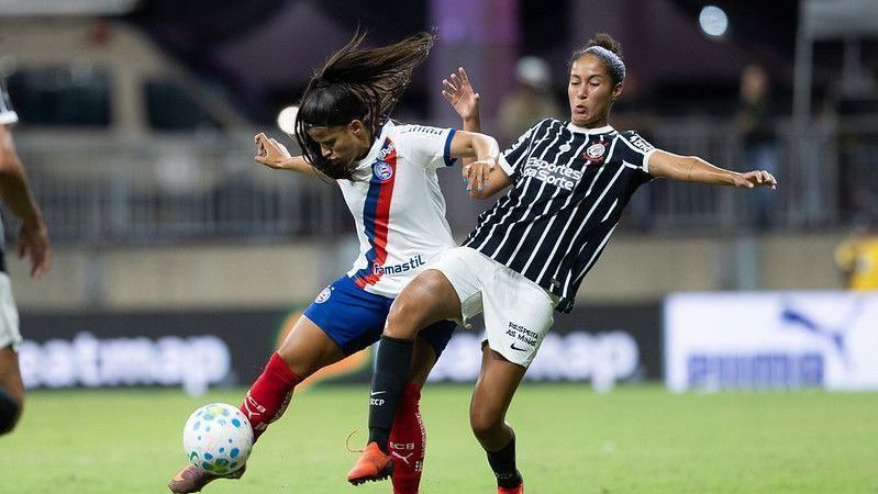 Corinthians bate o Bahia e abre vantagem na semi do Brasileirão feminino