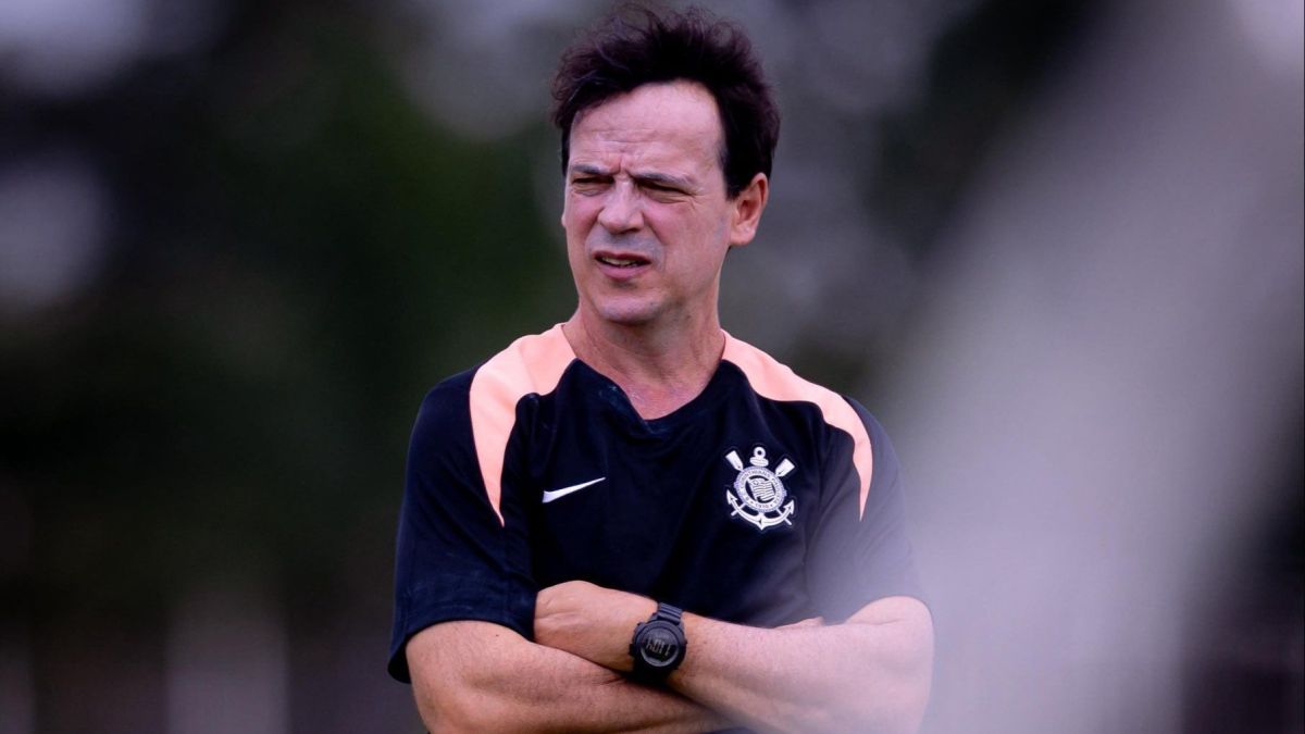 Corinthians desembarca para pegar o Estudiantes com desfalque de peso