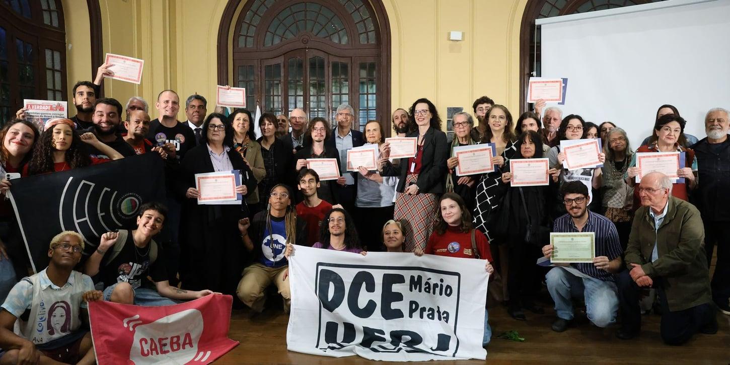 Diplomas póstumos são concedidos pela UFRJ em homenagem às vítimas da ditadura