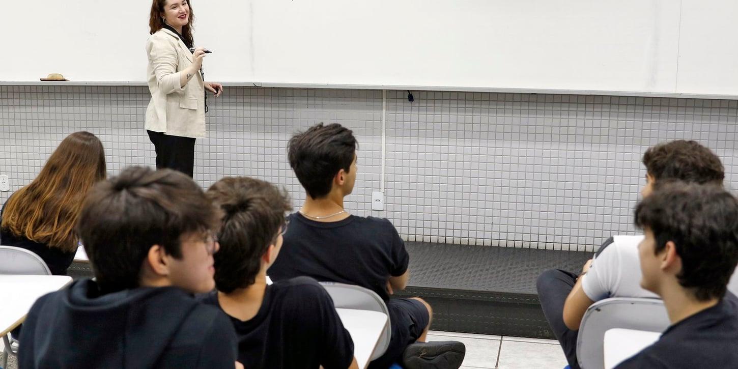 Domingo será marcado pela realização da Prova Nacional Docente, com mais de 625 mil participantes