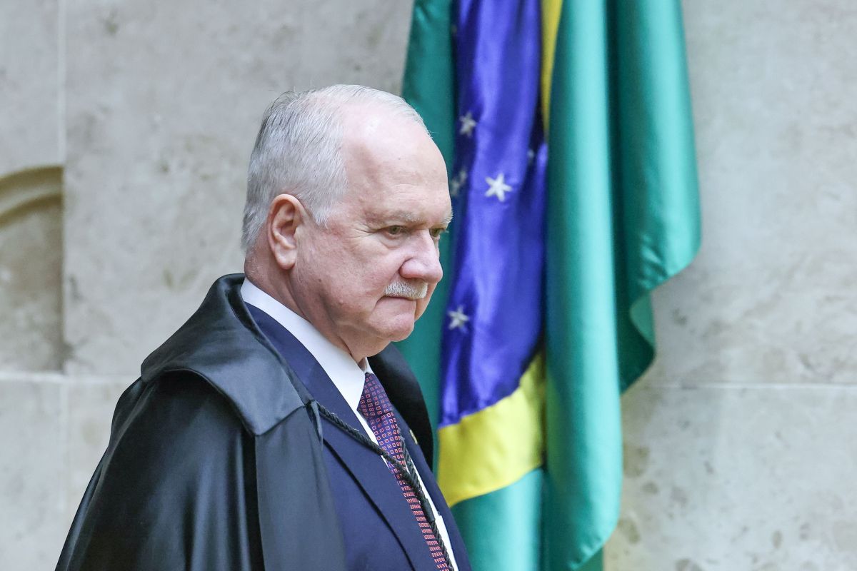 Fachin pede para Mendonça derrubar sigilo de pagamentos de Vorcaro