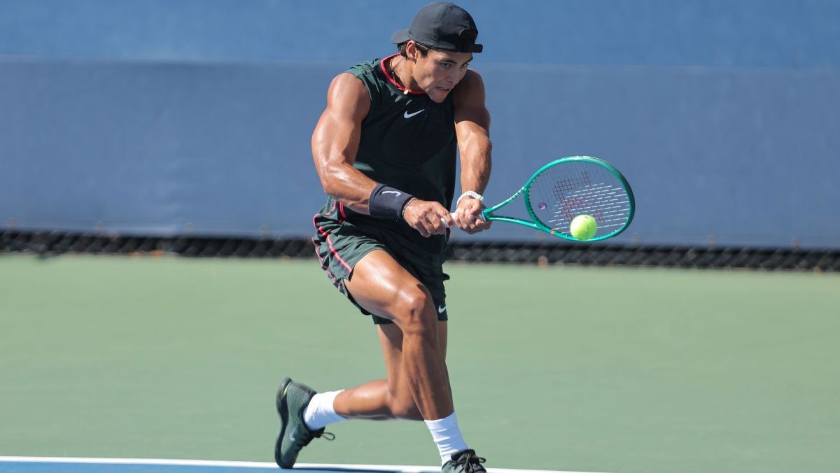 Guto Miguel leva virada no fim e fica com o vice do US Open juvenil