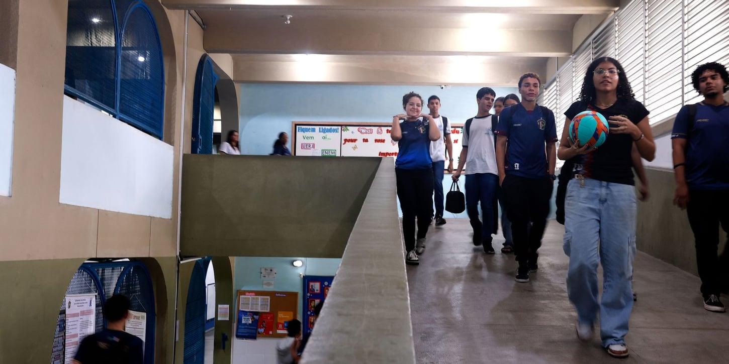 Início do pagamento da sexta parcela do Pé-de-Meia para estudantes acontece nesta segunda