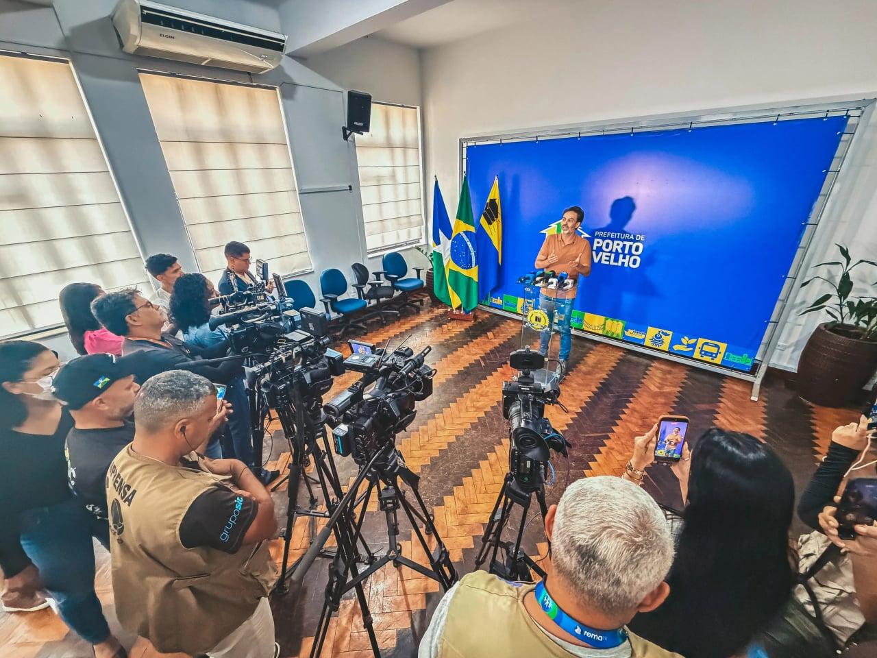 Lançamento de mais de 3 mil vagas em concursos públicos é anunciado pela Prefeitura
