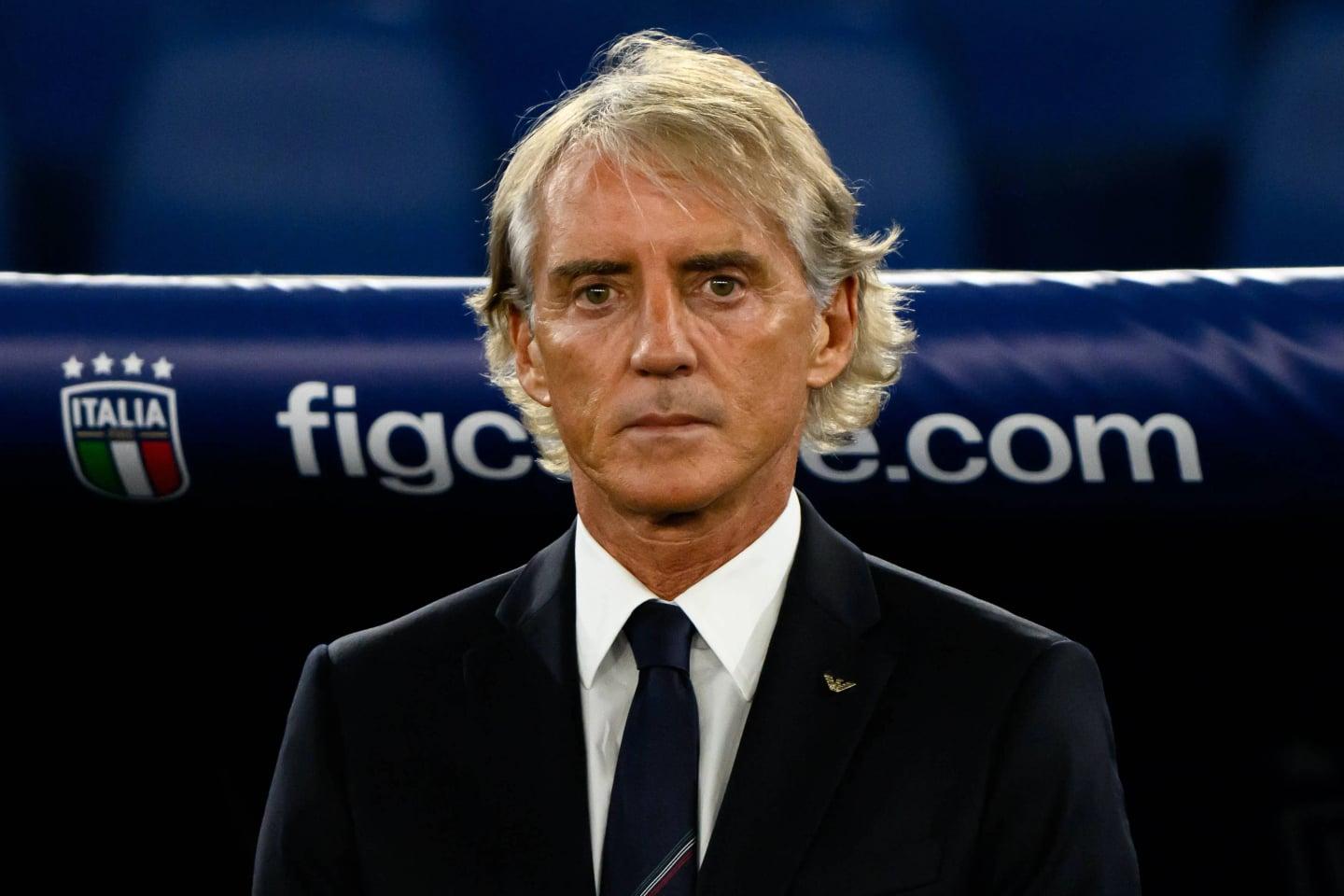 Mancini, ex-técnico do Manchester City, se manifesta sobre controvérsia