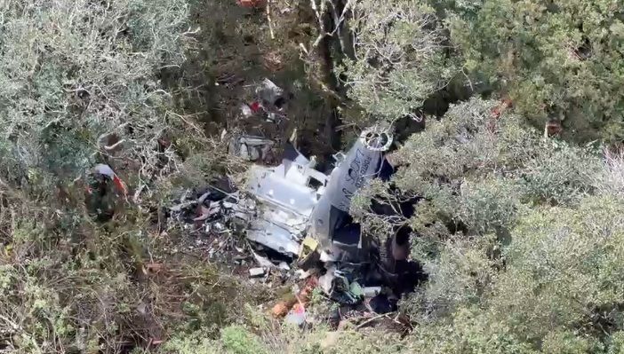 Morte de Rick e outros quatro: aeronave não explodiu, dizem Bombeiros