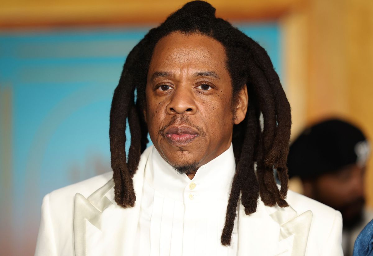 Mulher que acusou Jay-Z de estupro volta atrás e diz que nunca o conheceu