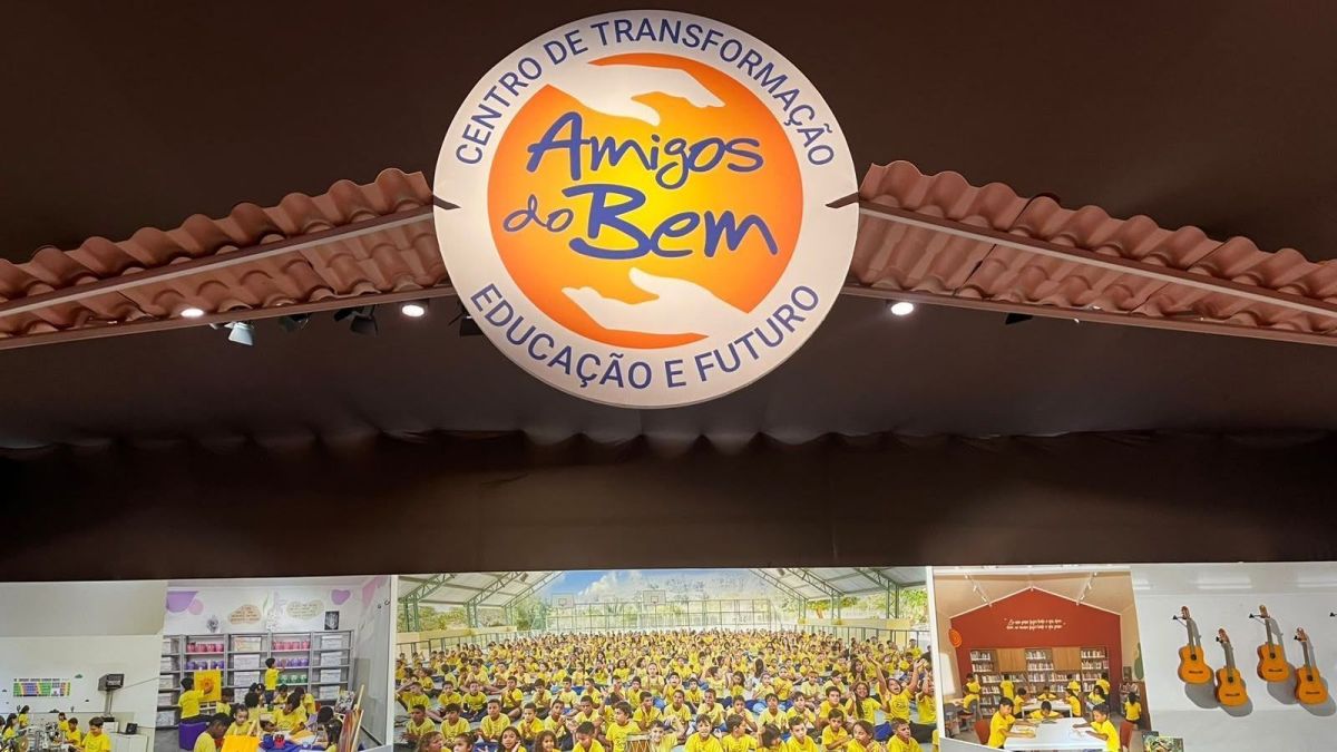 ONG Amigos do Bem reúne três mil empresários em SP para jantar beneficente