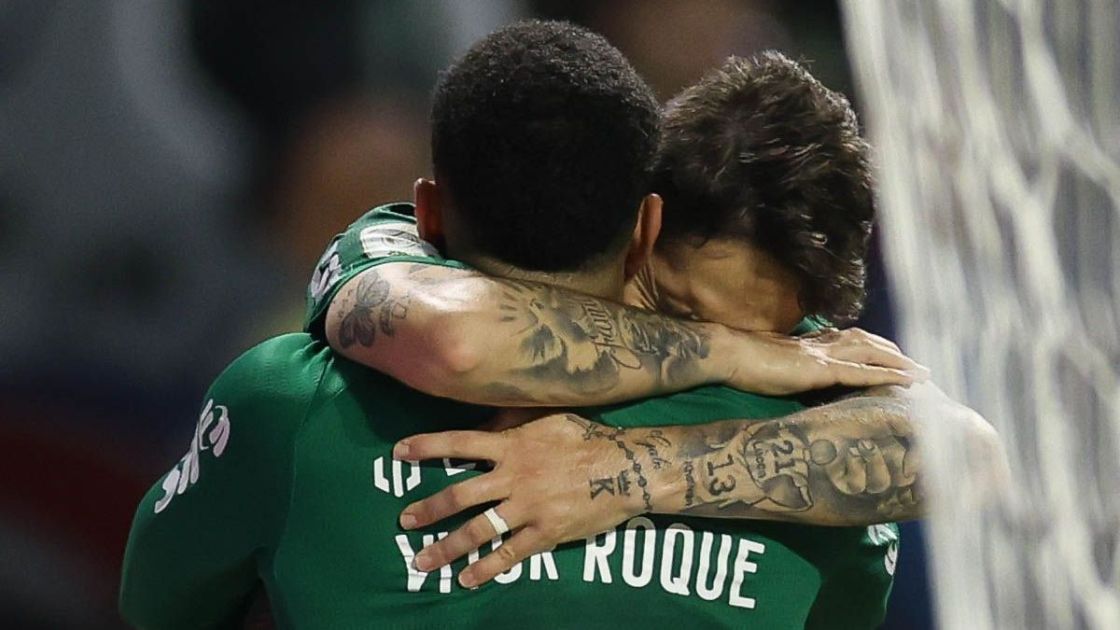 Palmeiras vence o São Paulo, dorme na liderança e seca o Flamengo