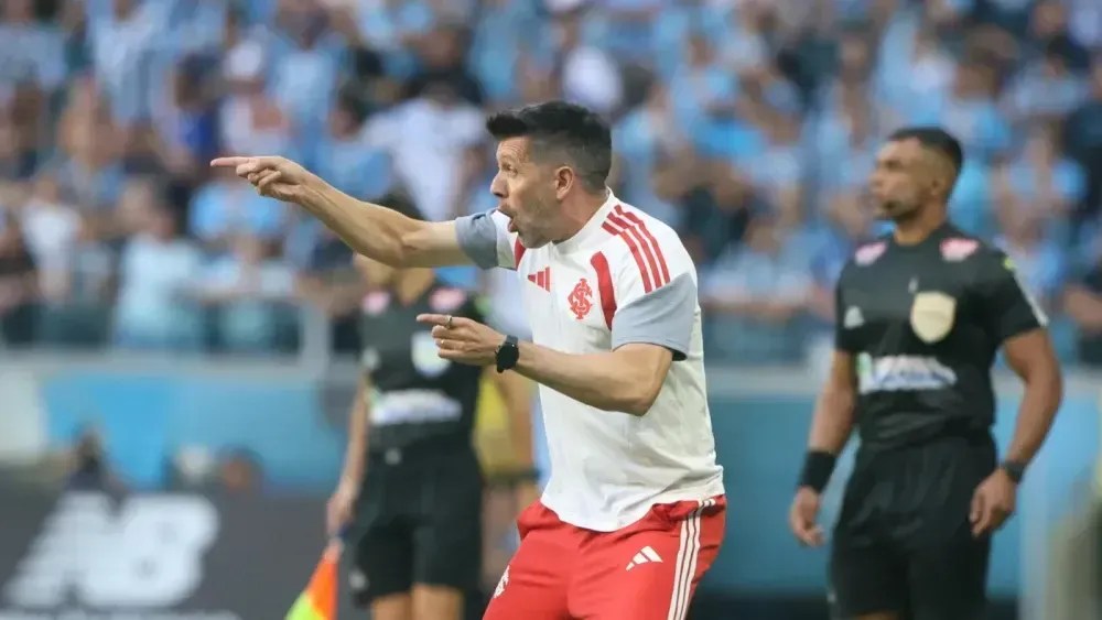Pezzolano desabafa após “golpe duríssimo” no Inter: “Sentimento de m…”