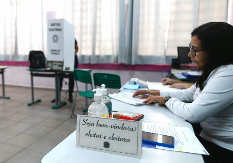 Proibição de prisão de candidatos e eleitores durante a votação é estabelecida por lei