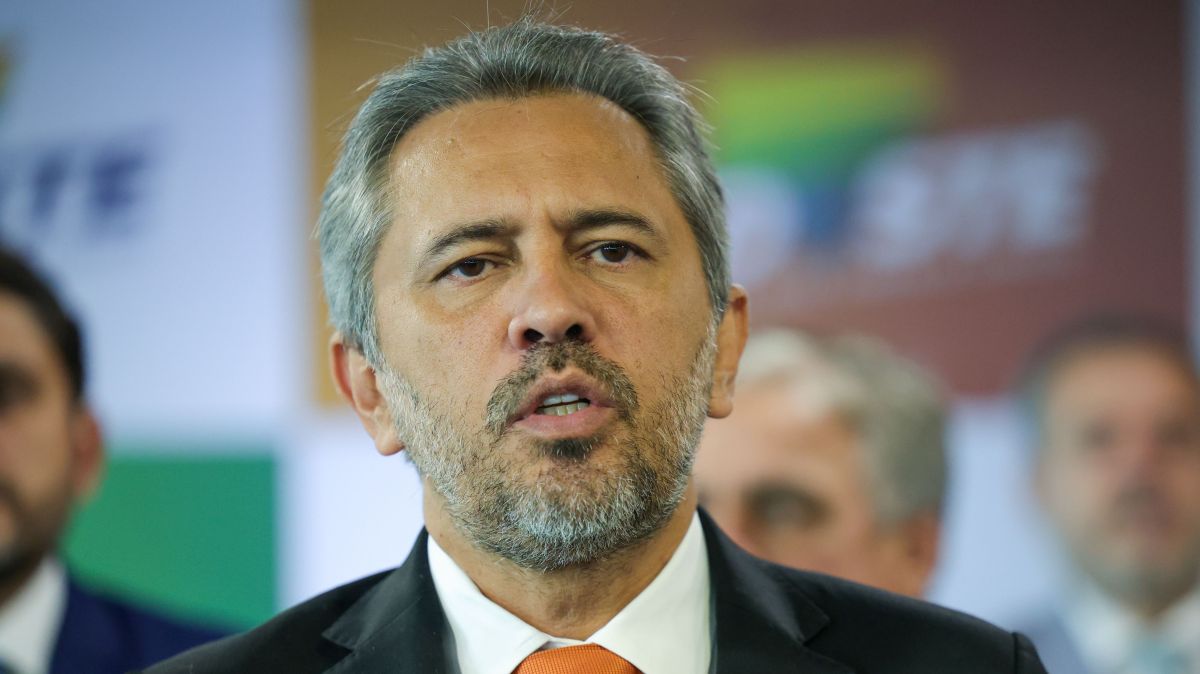 Quem é Elmano de Freitas, candidato à reeleição no Ceará