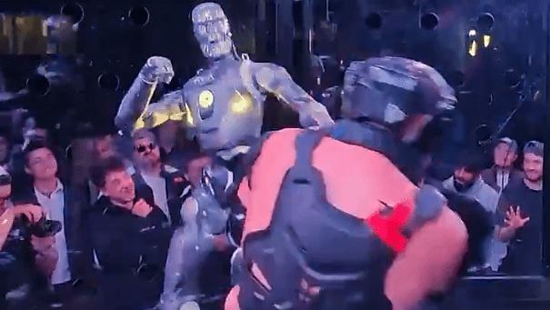 Robô nocauteia humano em primeira luta oficial; assista