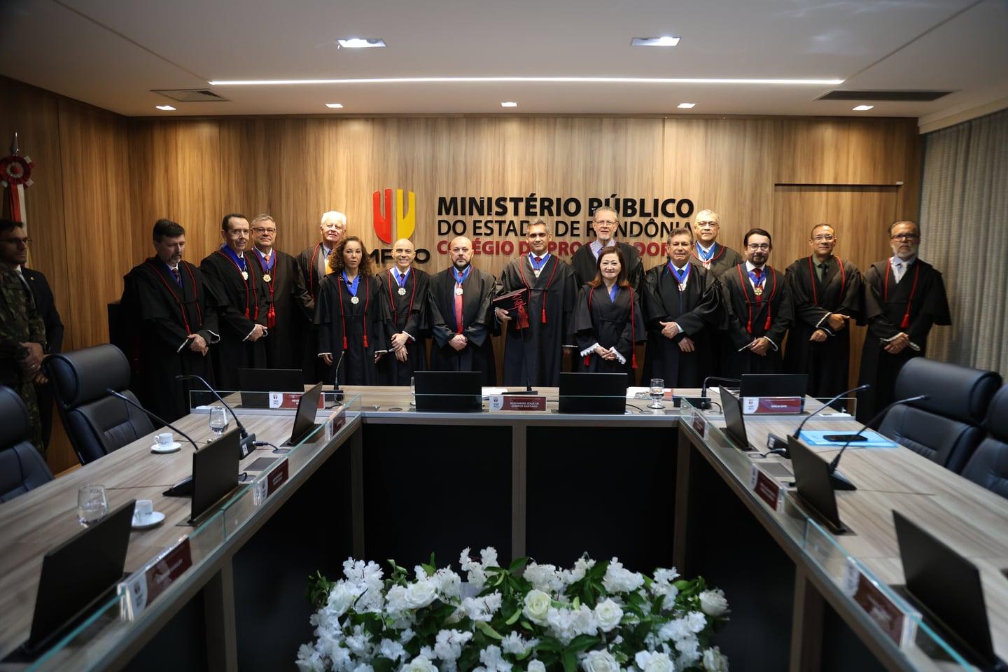 Rodrigo José Dantas Lima e Jorge Romcy Auad Filho tomam posse como novos procuradores de Justiça no MPRO