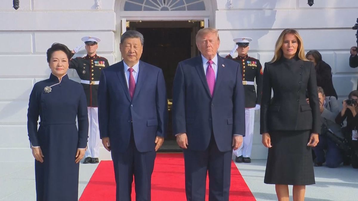 Xi Jinping chega à Casa Branca para reunião com Trump nesta quinta (24)